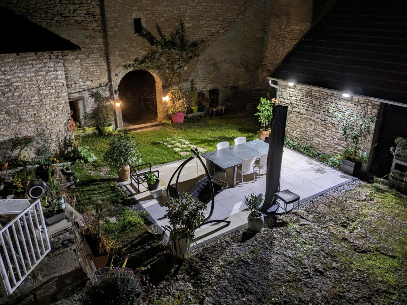 Le P'Tit Relai Bed & Breakfast Montbozon Dış mekan fotoğraf